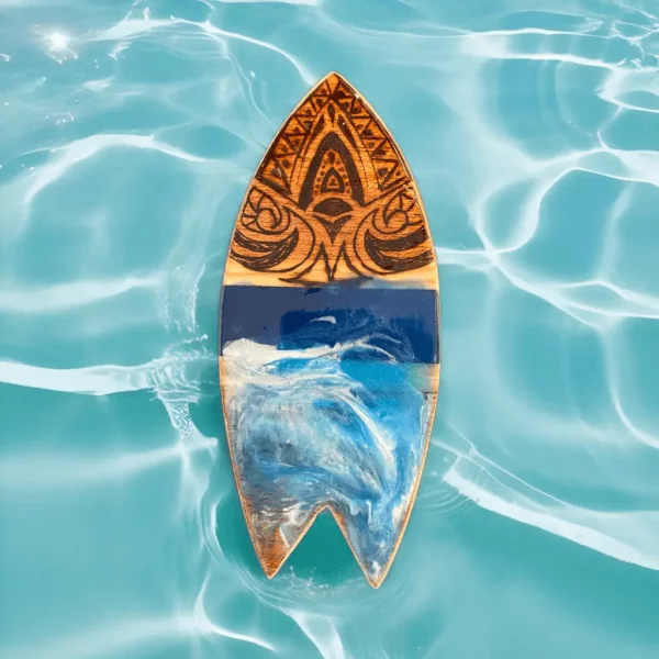 Sous-bock Maori tatou résine et gravure sur l'eau